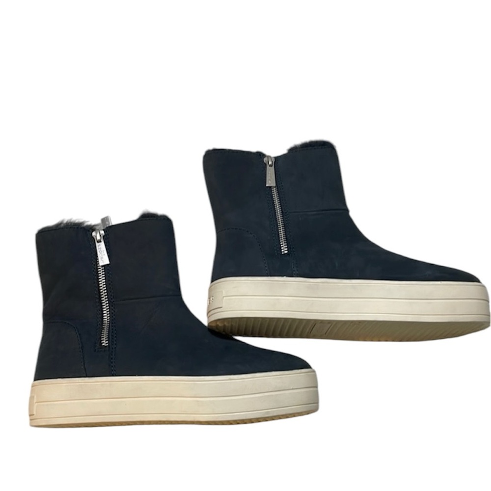 J/Slides Booties‎
